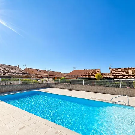 Maisonnette Avec Piscine Pour 4 Personnes Portiragnes