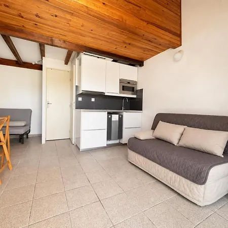 Maisonnette Avec Piscine Pour 4 Personnes Daire Portiragnes